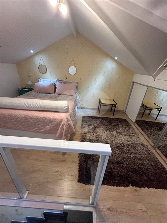 Casa à venda ou para alugar com 3 quartos, sendo 2 suítes,  no condomínio Residencial Erika, São Paulo - SP