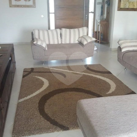 Casa à venda com 3 quartos, sendo 1 suíte, no condomínio Village Ipanema 1, Araçoiaba da Serra - SP