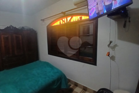 Casa Térrea à venda com 4 quartos, sendo 1 suíte,  em Vila Nova Mazzei, São Paulo, SP