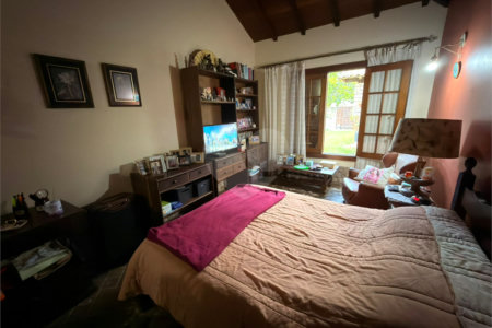 Casa à venda com 3 suítes em Portinho, Cabo Frio, RJ