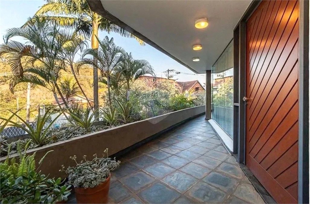 Casa à venda com 4 suítes em Jardim Vitória Régia, São Paulo, SP