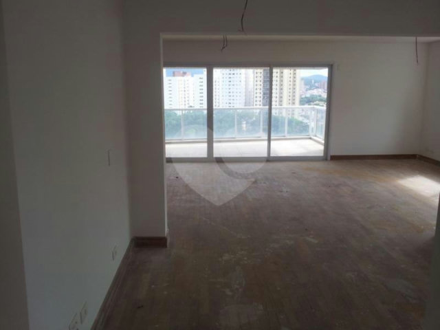 Apartamento à venda com 4 suítes em Santana, São Paulo, SP