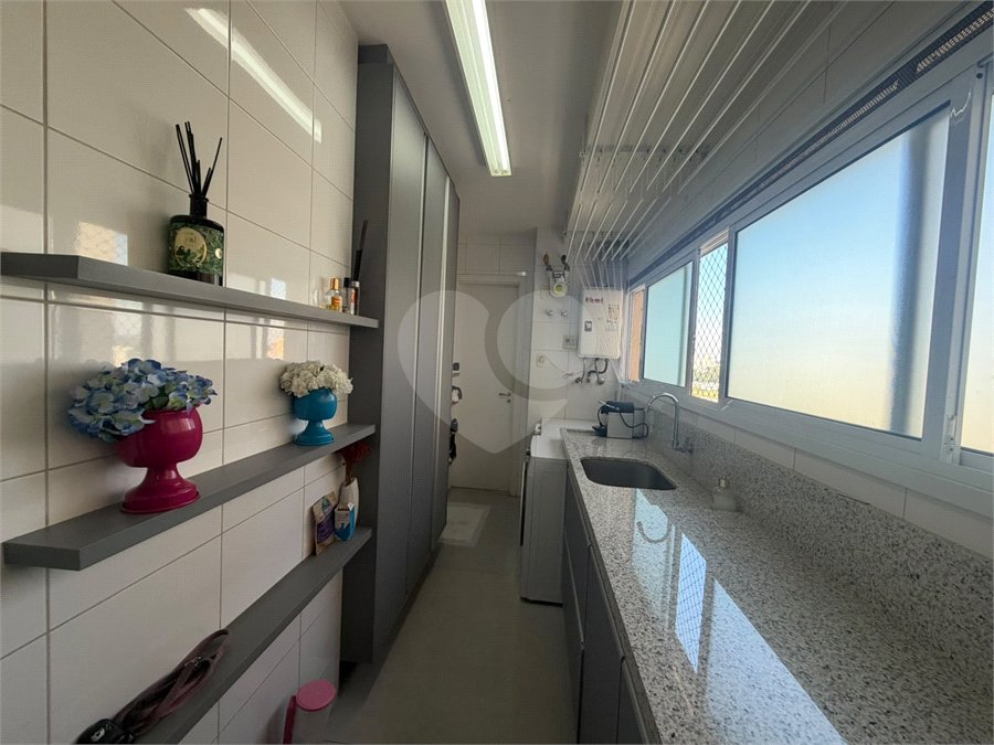 Apartamento à venda com 3 suítes em Jardim Marajoara, São Paulo, SP