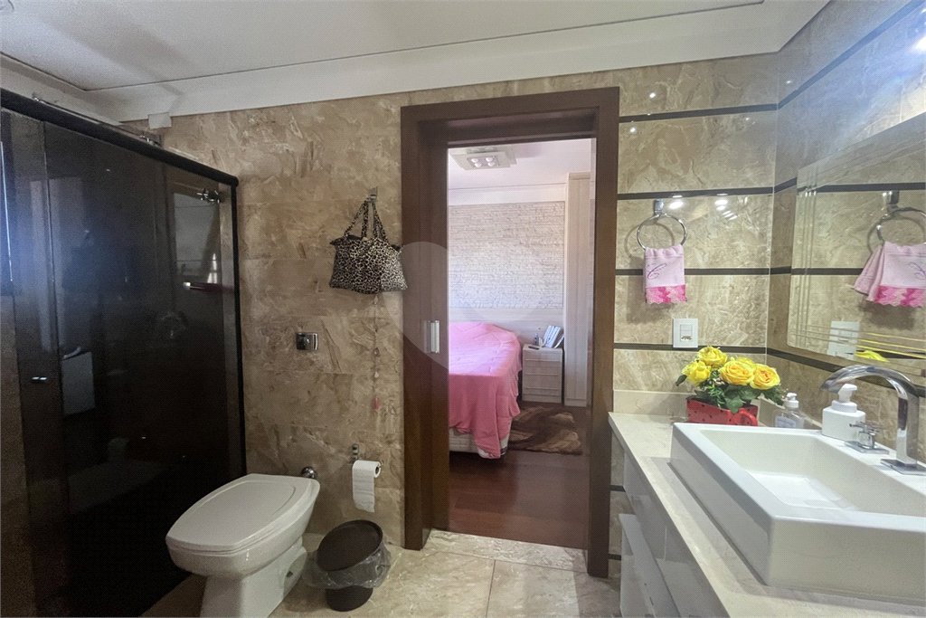 Casa à venda com 4 quartos, sendo 3 suítes, em Vila Guilherme, São Paulo, SP