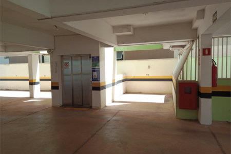 Apartamento com 2 dormitórios.