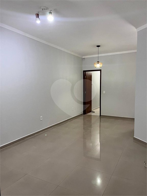 Casa Térrea à Venda em São Carlos, Santa Felícia