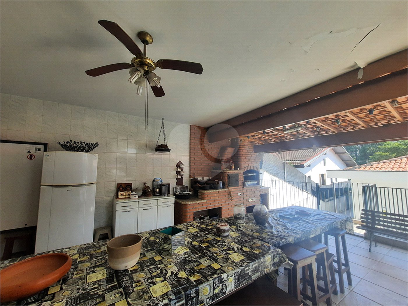 Casa à venda com 4 quartos, sendo 3 suítes,  em Jardim Marajoara, São Paulo, SP