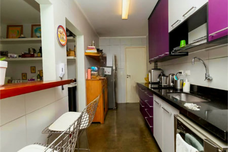 Apartamento à venda com 3 quartos, sendo 2 suítes, em Pinheiros, São Paulo, SP