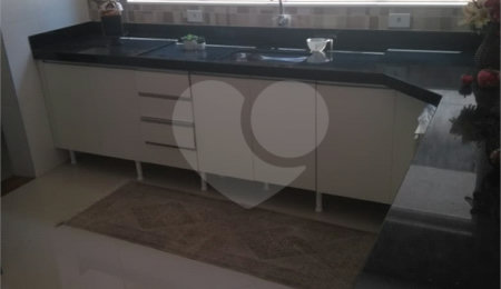Casa à venda com 3 quartos, sendo 2 suítes,  no condomínio Vale do Sol, Bom Jesus dos Perdões - SP