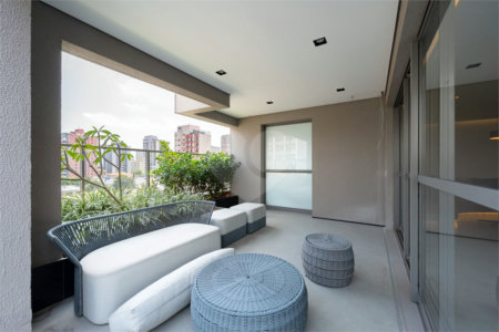 Apartamento à venda com 3 suítes em Vila Clementino, São Paulo, SP