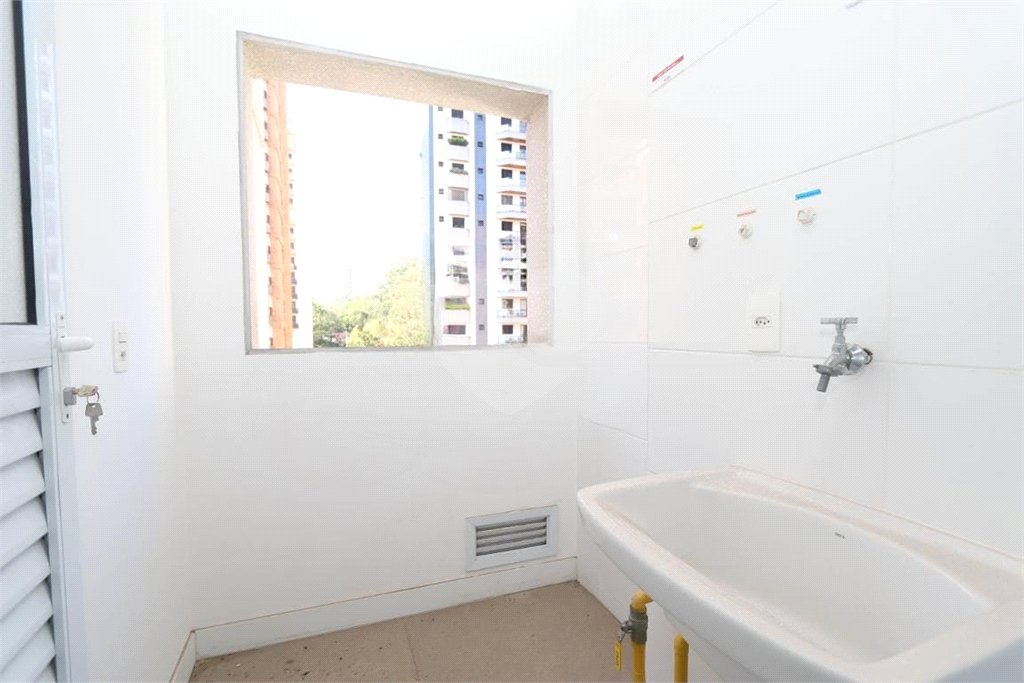 Apartamento à venda com 2 quartos em Vila Suzana, São Paulo, SP