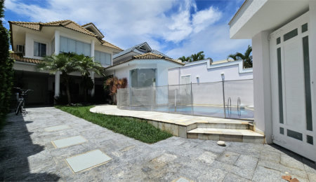 Casa à venda ou para alugar com 4 quartos, sendo 3 suítes,  no condomínio Associação Vivendas do Sol, Rio de Janeiro - RJ