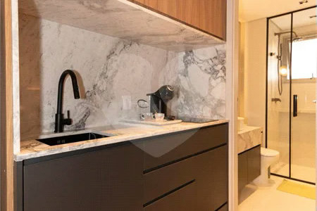 Studio Mobiliado em Moema | 29m² Pronto para Morar ou Investir