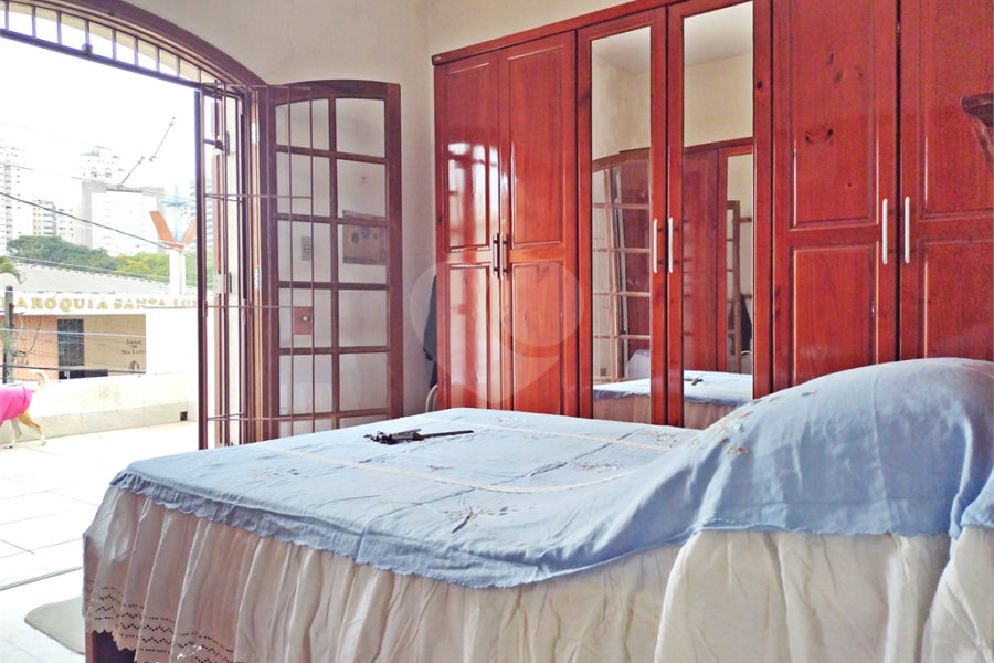 Casa à venda com 5 quartos, sendo 1 suíte, em Santana, São Paulo, SP