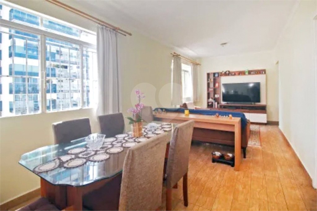 Apartamento à venda com 3 quartos em Moema, São Paulo, SP