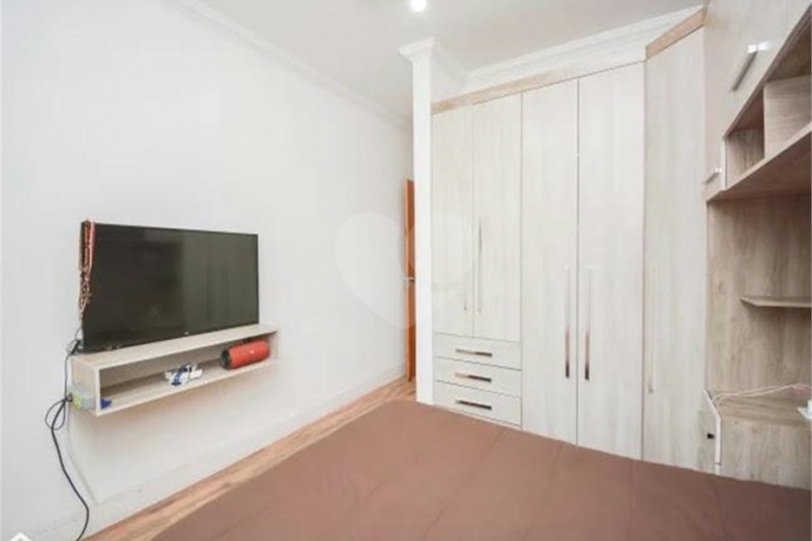 Sobrado à venda com 3 quartos, sendo 1 suíte, em Vila Galvão, Guarulhos, SP