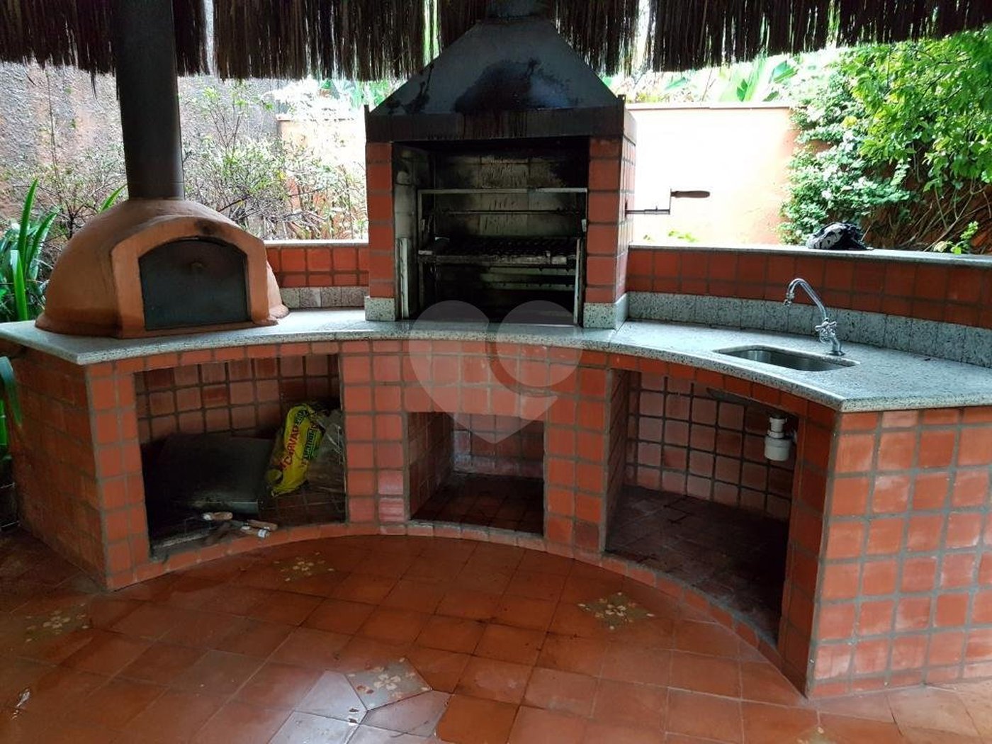 Casa à venda com 4 suítes no condomínio Jardim das Azaléias, São Paulo - SP