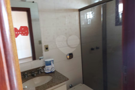 Sobrado à venda com 5 quartos, sendo 4 suítes, em Santa Rosa, Vinhedo, SP