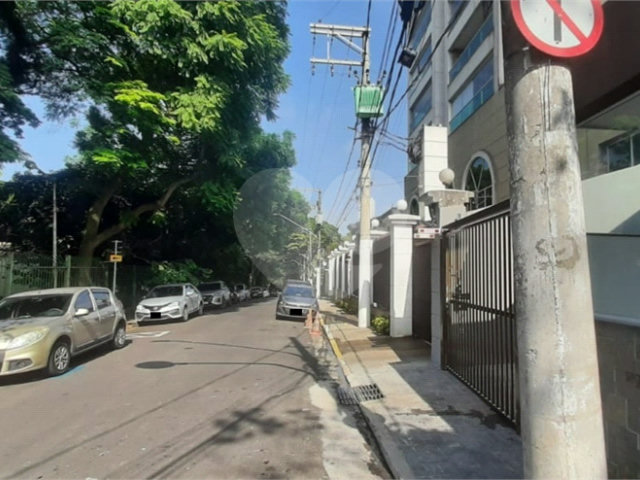 Apartamento à venda com 2 quartos, sendo 1 suíte,  em Santana, São Paulo, SP