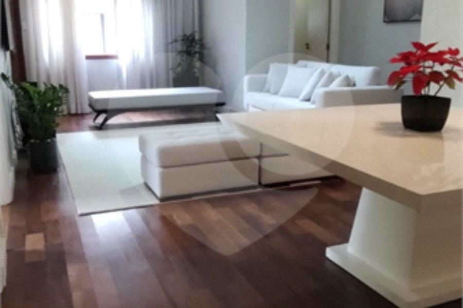 Casa Térrea à venda com 3 quartos, sendo 2 suítes, em Horto, São Paulo, SP