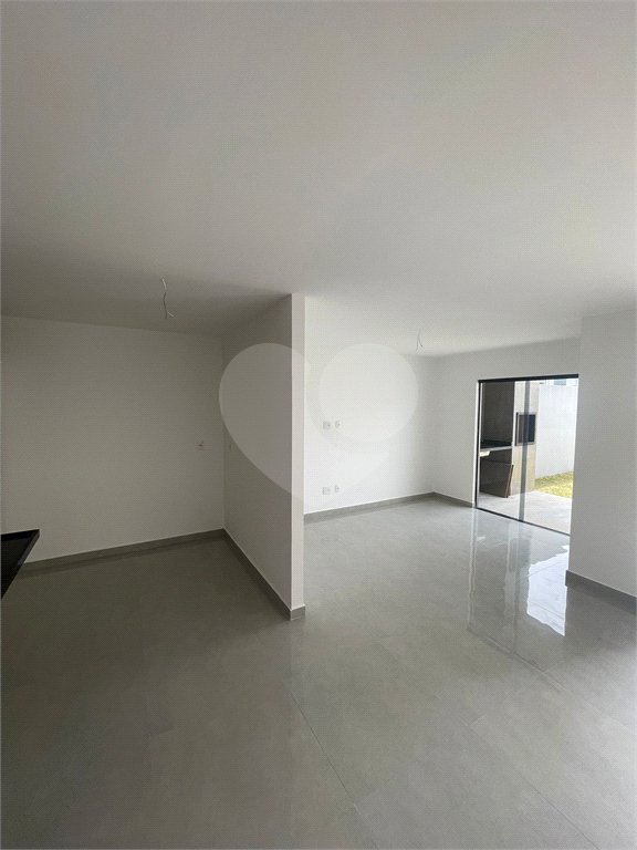 Casa à venda com 2 quartos, sendo 1 suíte, no condomínio Parque Guará, Rio de Janeiro - RJ