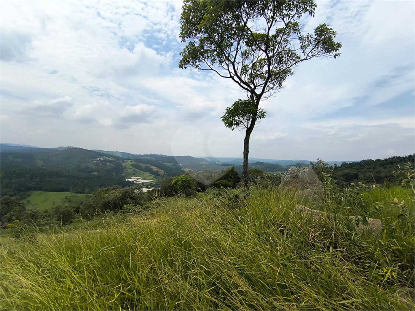 Casa à venda no condomínio Residencial Bela Vista, São Roque - SP