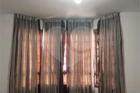 Sobrado à venda com 3 quartos, sendo 1 suíte, em Parque Ipê, São Paulo, SP