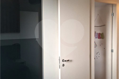 Apartamento à venda com 3 quartos, sendo 1 suíte, em Água Branca, São Paulo, SP