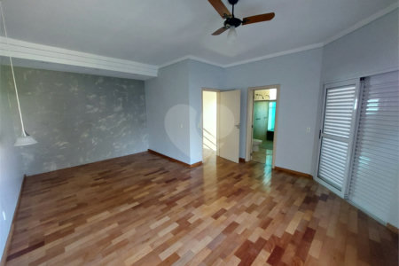 Casa à venda com 3 quartos, sendo 1 suíte, no condomínio Village Saint Clair, Sorocaba - SP