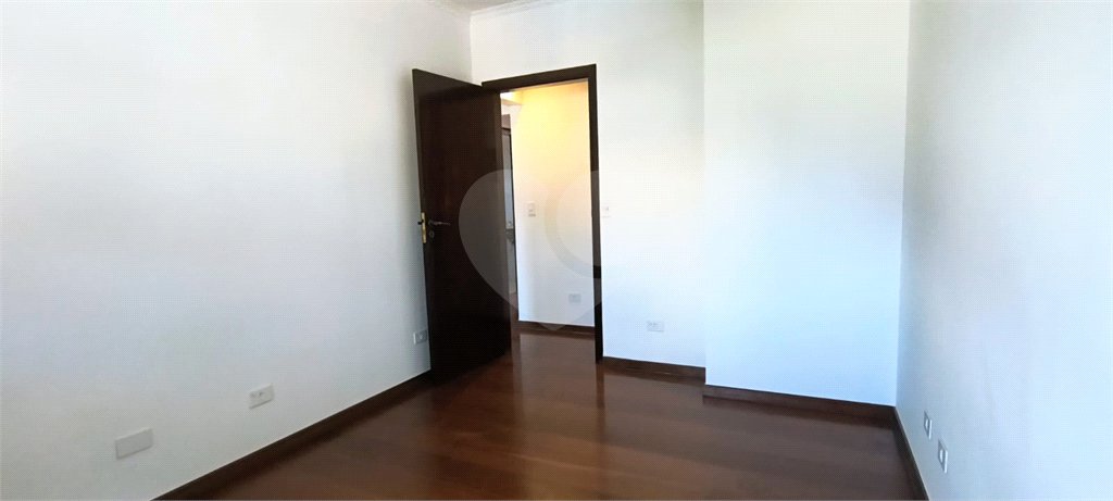 Sobrado à venda com 3 quartos, sendo 2 suítes, em Jardim Ivana, São Paulo, SP