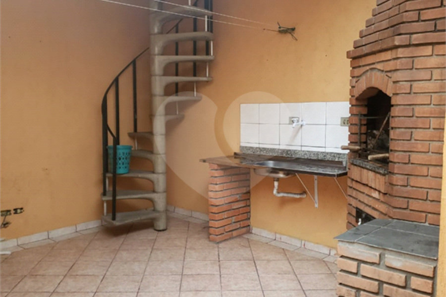 Casa à venda com 5 quartos, sendo 3 suítes,  em Vila Galvão, Guarulhos, SP