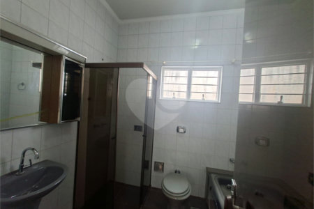 Casa à venda ou para alugar com 3 quartos, sendo 1 suíte, em Vila Aparecida, Itapetininga, SP