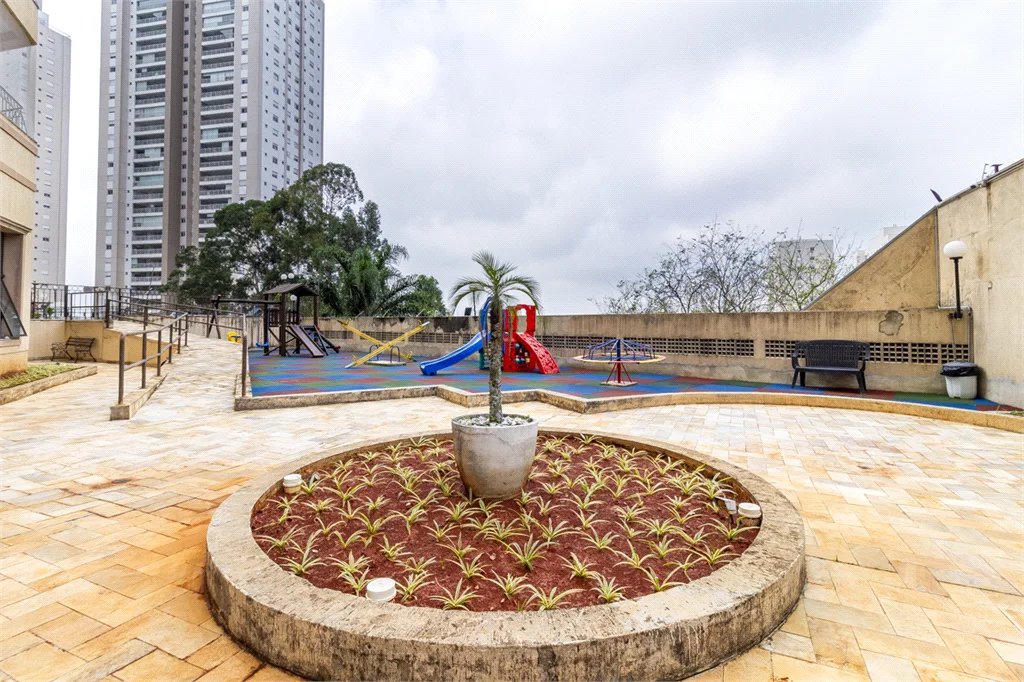 Apartamento à venda com 4 quartos, sendo 3 suítes, em Jardim Monte Kemel, São Paulo, SP