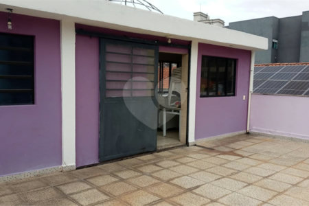 Casa à venda com 4 quartos, sendo 1 suíte, em Vila Paulicéia, São Paulo, SP