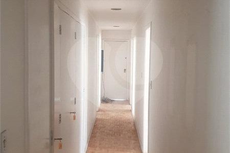 Apartamento à venda com 3 quartos, sendo 2 suítes, em Jardim Paulista, São Paulo, SP
