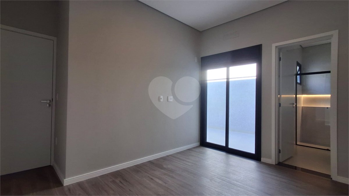 Casa à venda com 3 quartos, sendo 1 suíte, no condomínio Jardim Residencial Villagio Ipanema I, Sorocaba - SP