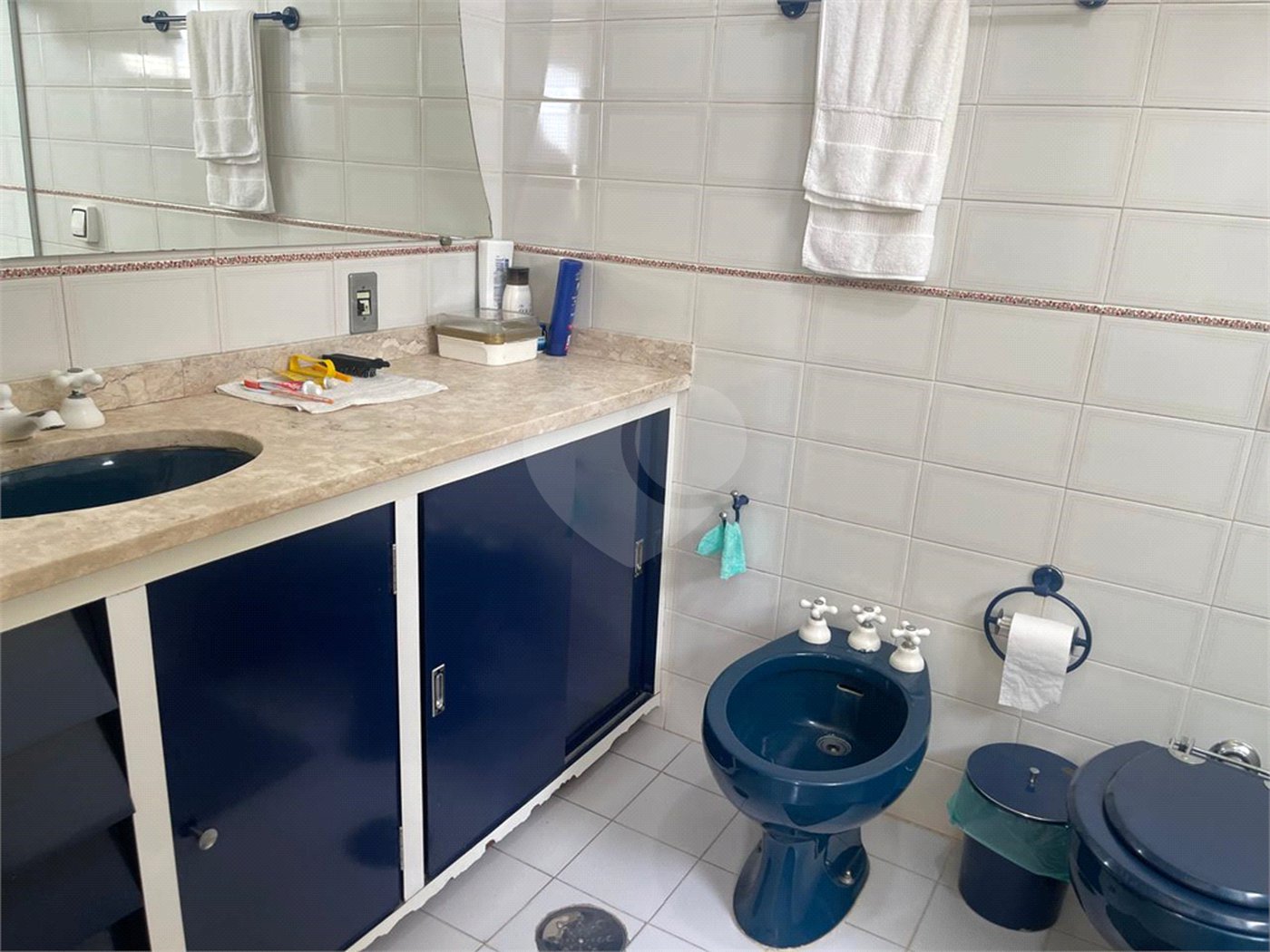 Apartamento à venda com 3 quartos, sendo 2 suítes,  em Bela Vista, São Paulo, SP