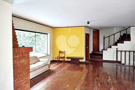 Sobrado à venda ou para alugar com 4 quartos, sendo 1 suíte, em Jardim Franca, São Paulo, SP