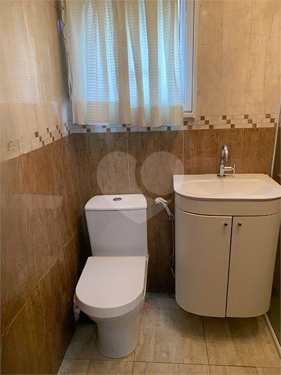 Sobrado à venda com 3 quartos em Vila Paulicéia, São Paulo, SP