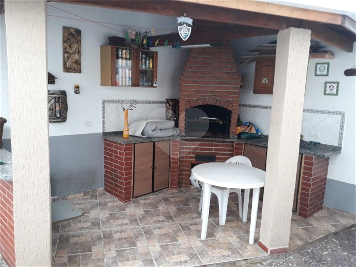 Casa à venda com 3 quartos, sendo 1 suíte, em Vila Suissa, Mogi das Cruzes, SP