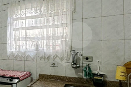 Sobrado à venda com 2 quartos em Vila Romana, São Paulo, SP