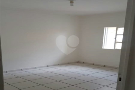 Casa à venda com 4 quartos, sendo 2 suítes,  no condomínio Villagio Colinas do Sol, Sorocaba - SP