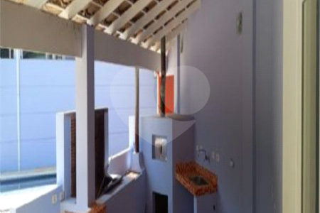 Casa à venda ou para alugar com 4 suítes no condomínio Quebec Ville Residencial, São Roque - SP