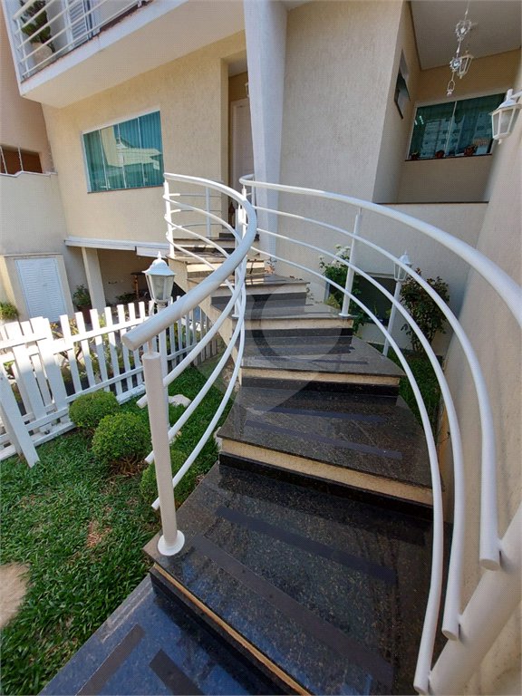 Casa à venda com 3 suítes em Santa Terezinha, São Bernardo do Campo, SP