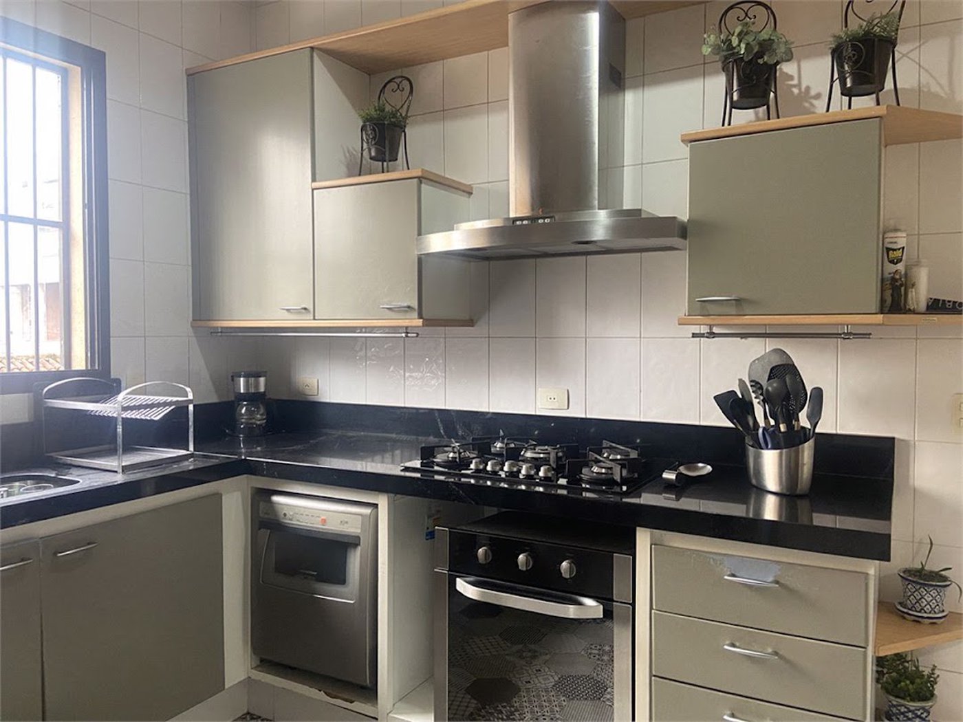 Apartamento Residencial à venda, Boqueirão, Santos - AP1629.