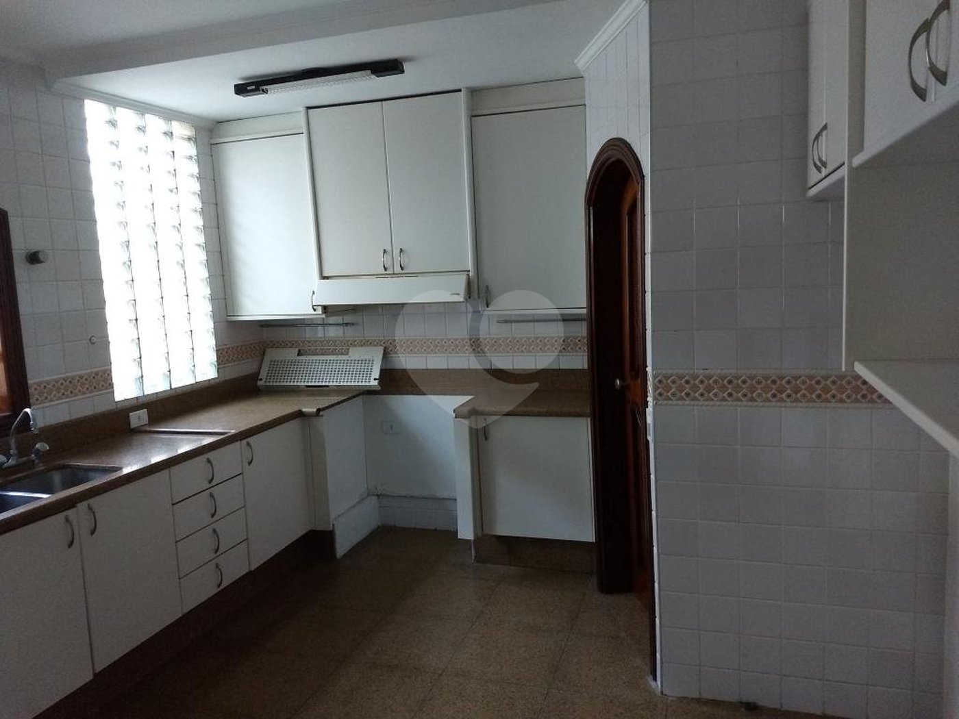 Casa à venda com 4 suítes em Tremembé, São Paulo, SP