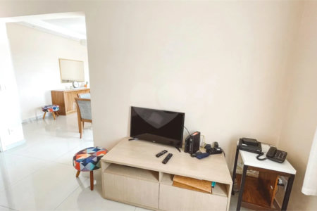 Apartamento à venda com 3 suítes em Santa Teresinha, São Paulo, SP