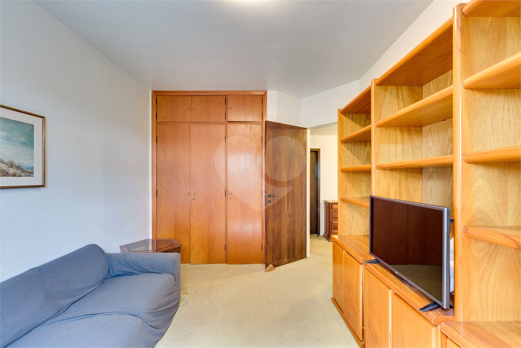 Apartamento à venda com 4 quartos, sendo 2 suítes, em Granja Julieta, São Paulo, SP
