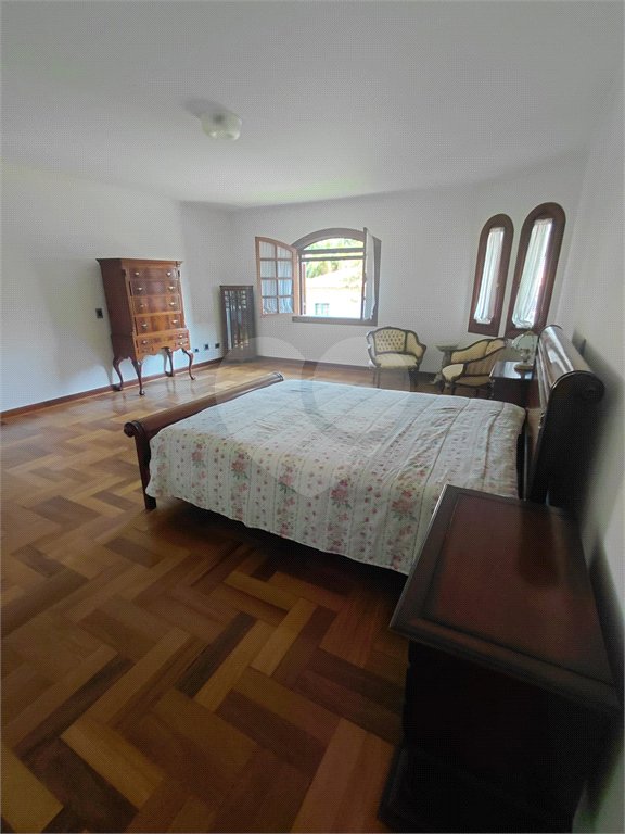 Casa à venda com 4 suítes no condomínio Ville Bourghese, São Paulo - SP