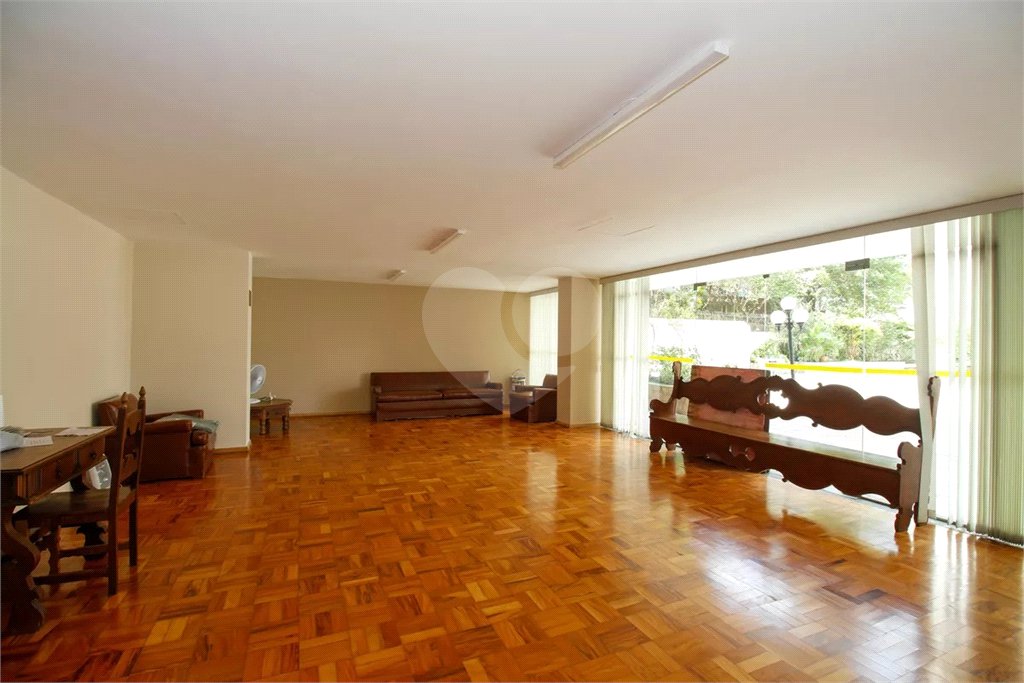 Apartamento à venda ou para alugar com 3 quartos, sendo 1 suíte,  em Sumarezinho, São Paulo, SP